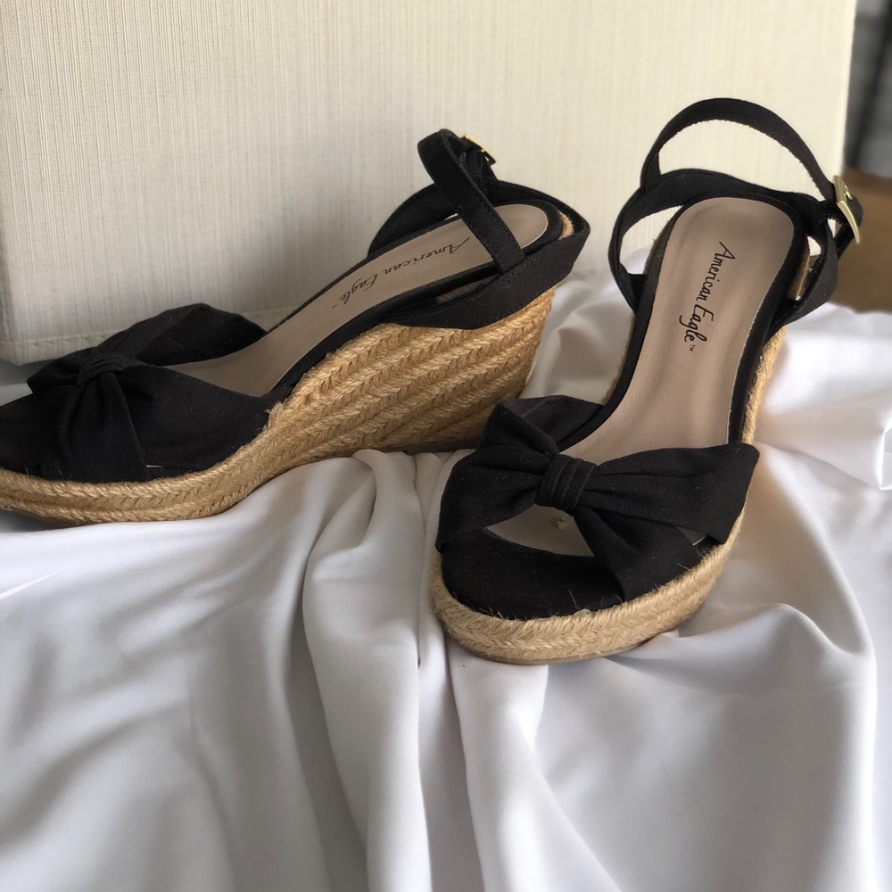 American Eagle Open Toes Heels